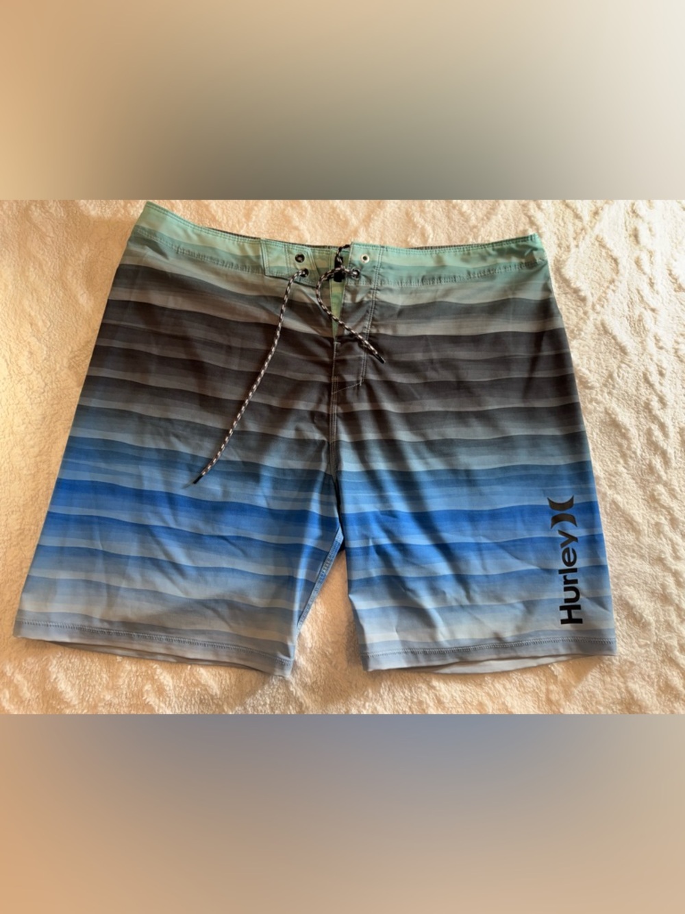 Hurley Men's Teal to Blue Ombre Stripe Board Shorts